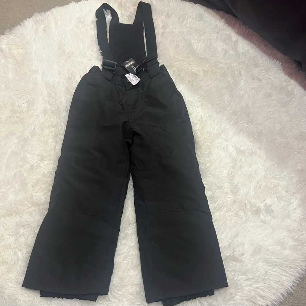 The Children’s Place Snow Bib Overalls Kids Size 5 Black NWT